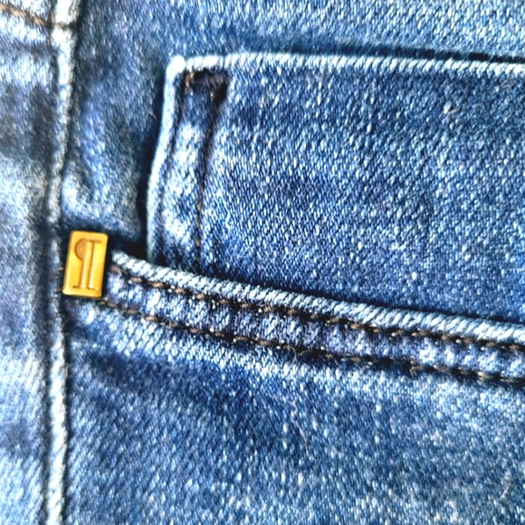 Pilcro and The Letterpress Denim Shorts Darker Blue Stretch Size 26/Medium Excel - Picture 4 of 5